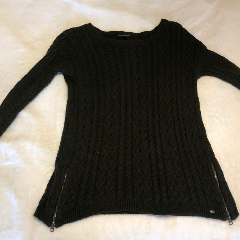 Sweater - Picture 2 of 3